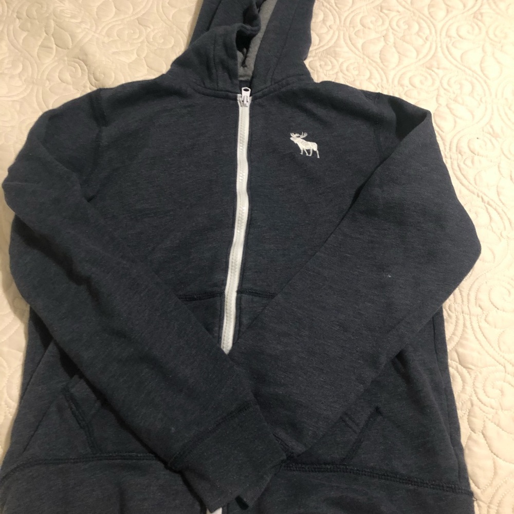 Boys zip up hoodie